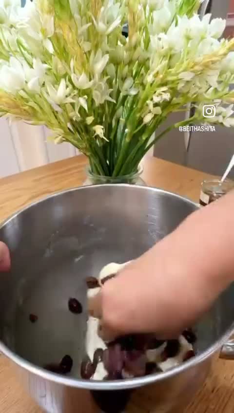 עבודה של נירית זוננשטיין, סרטון